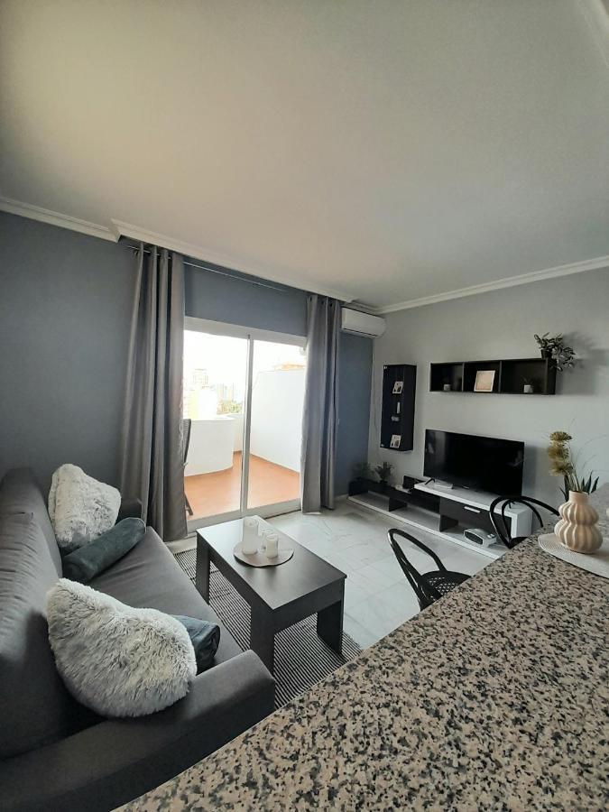 Nice Apartment Near The Beach ฟูเอนฮิโรลา ภายนอก รูปภาพ