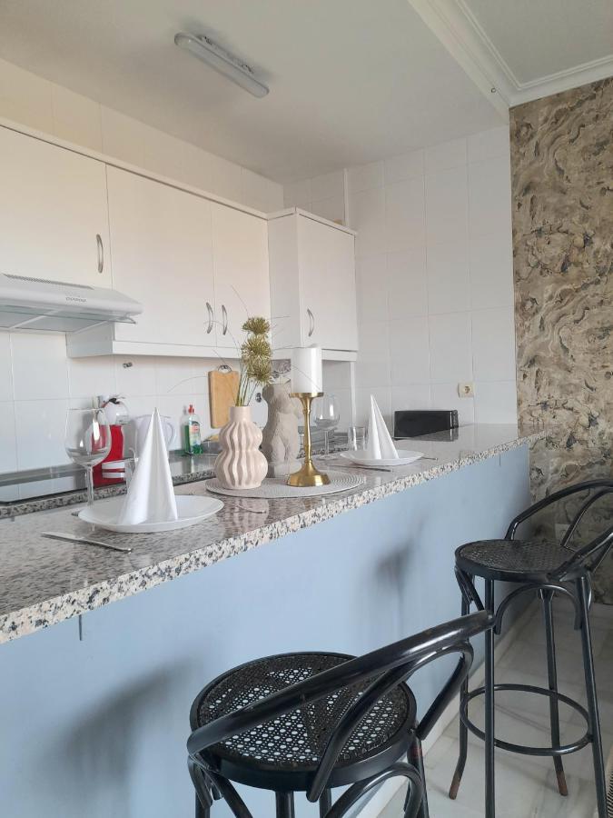 Nice Apartment Near The Beach ฟูเอนฮิโรลา ภายนอก รูปภาพ