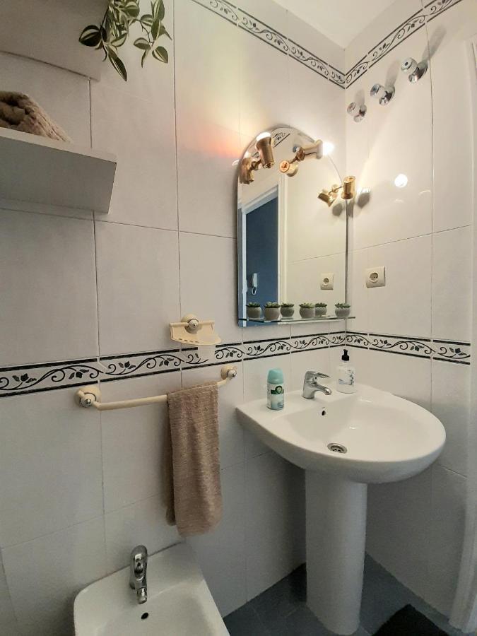 Nice Apartment Near The Beach ฟูเอนฮิโรลา ภายนอก รูปภาพ