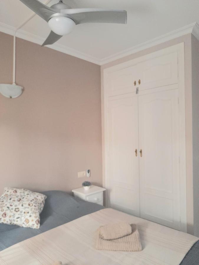 Nice Apartment Near The Beach ฟูเอนฮิโรลา ภายนอก รูปภาพ